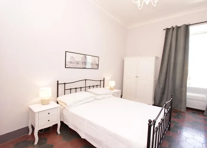 Appartement Crescenzio Flats Rome