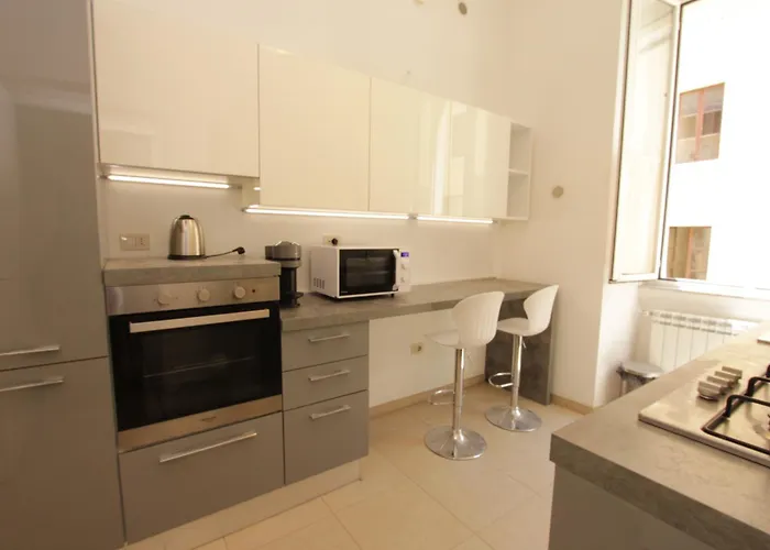 Crescenzio Flats * Rome